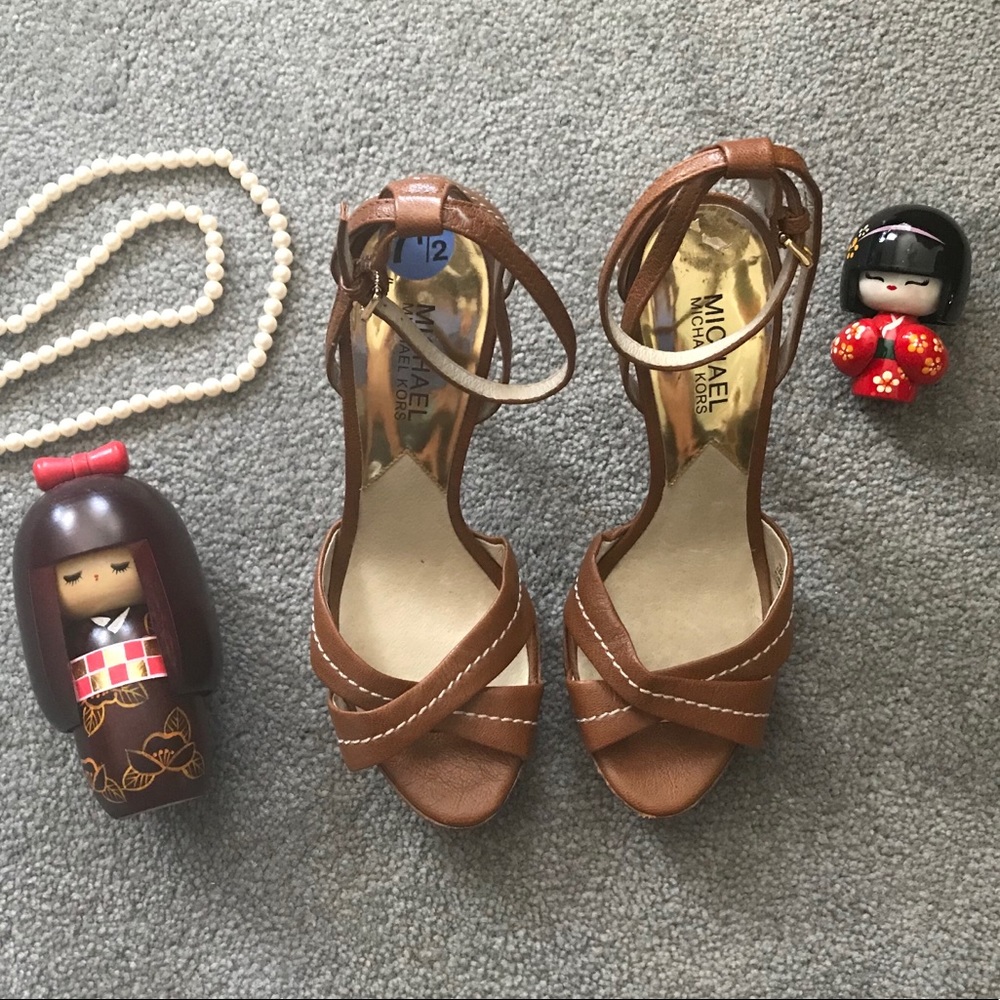 Michael Kors pumps, high heels, new without tags
